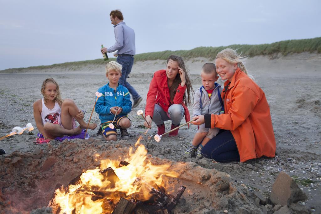 Sier Aan Zee Hostel Hollum  Exterior photo